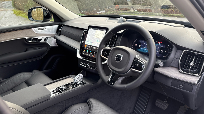 Volvo XC90 2.0 B5P Ultra Dark 5dr AWD Geartronic Petrol Estate